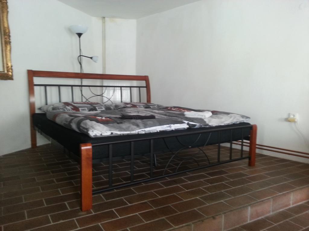 Penzion U Tomase Jindřichŭv Hradec Rum bild